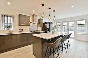 Photo 25- click for photo gallery